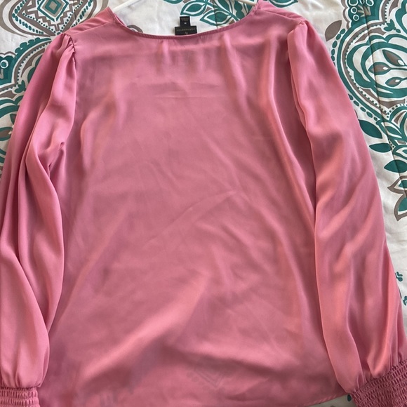 Worthington Blush Blouse, size medium, like new condition - Picture 3 of 3